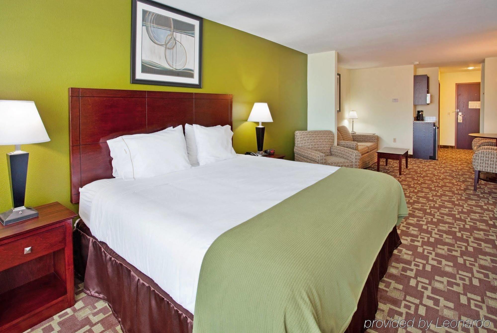 Holiday Inn Express Hotel & Suites St. Charles By Ihg Saint Charles Chambre photo